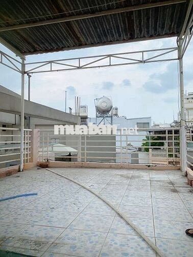Giảm Sốc nhà nhỏ 4tang CMT8 cần bán hẻm 3m 80m2 chỉ 3tyr