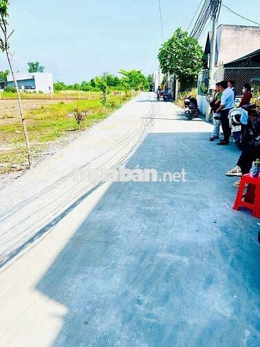 Ngộp bank cần bán lô đất chính chủ tp Gò Công,Tiền Giang 120m2