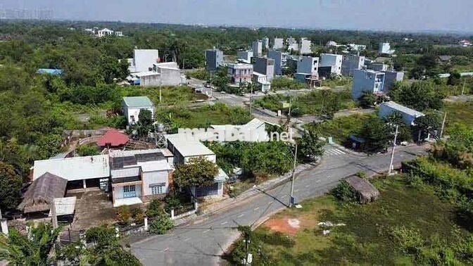 đấtgiá đẹp cần tìm chủ mới đường Tết mậu thân Gò Công Tiền Giang 115m2