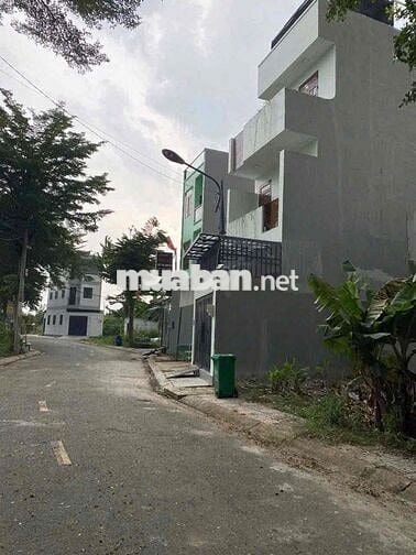 đấtgiá đẹp cần tìm chủ mới đường Tết mậu thân Gò Công Tiền Giang 115m2