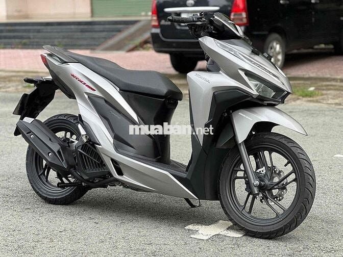 Bán Vario 150 Bạc 2021