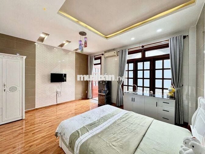 Pass Studio ban công full nội thất 35m2 tại công viên Làng Hoa Gò Vấp