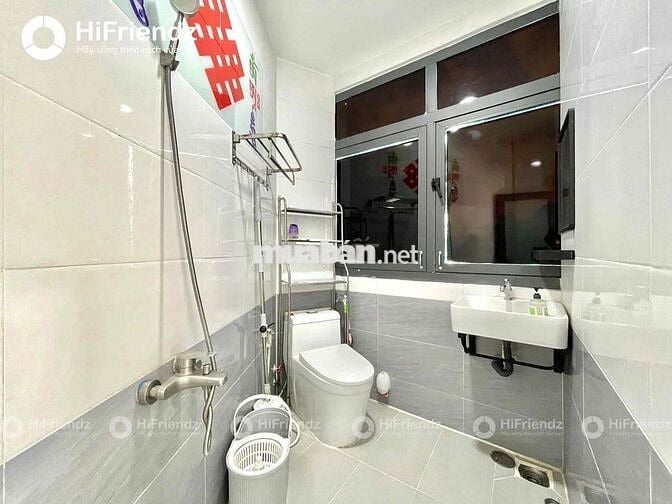 STUDIO FULL NỘI THẤT BANCOL GẦN VÒNG XOAY LÊ ĐẠI HÀNH GẦN UEH, HSU, SP