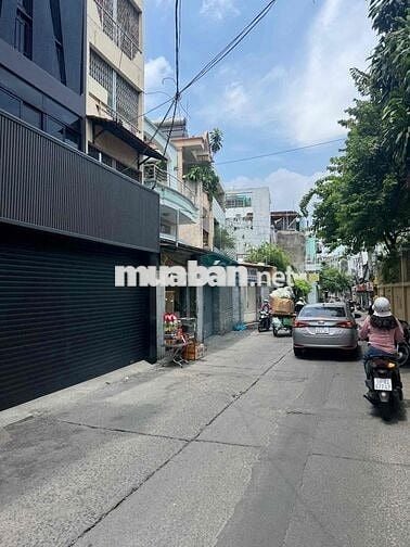 NGỘP 3,5TỶ. BÁN NHỈNH 6TỶ. 3 TẦNG 5x11 VUÔNG VỨC. GẦN CHỢ CÂY QUÉO