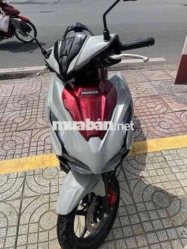 ab cuối 2024 dán keo nguyên chiếc, xe như mới