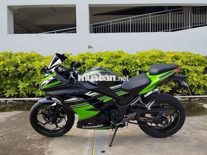 Chính chủ cavet bán xe Ninja 300 2017 bssg