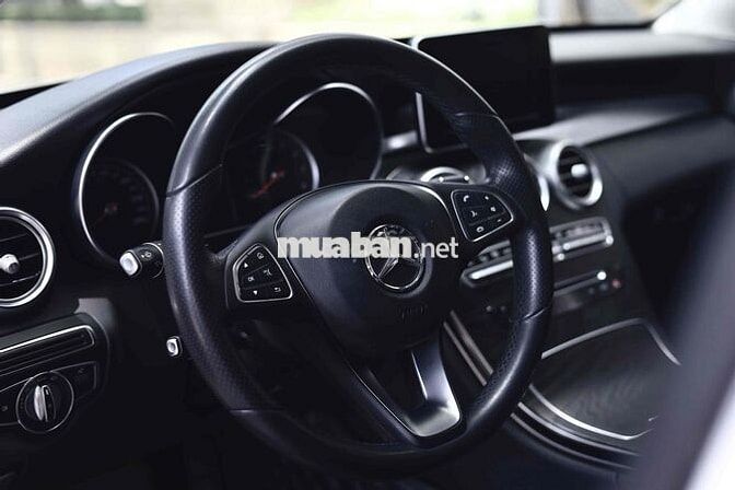 Mercedes Benz C Class 2018 C200 - 65000 km