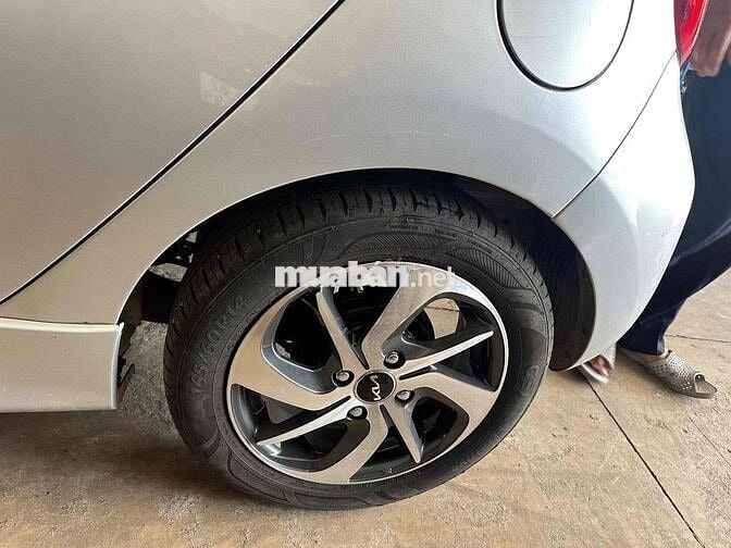 Kia Morning 2018 Si 1.25 MT - 700000 km