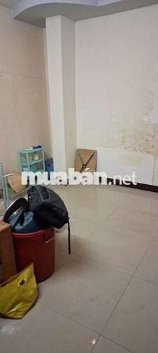 Cho thuê trọ tolet, sát chợ Bến Thành