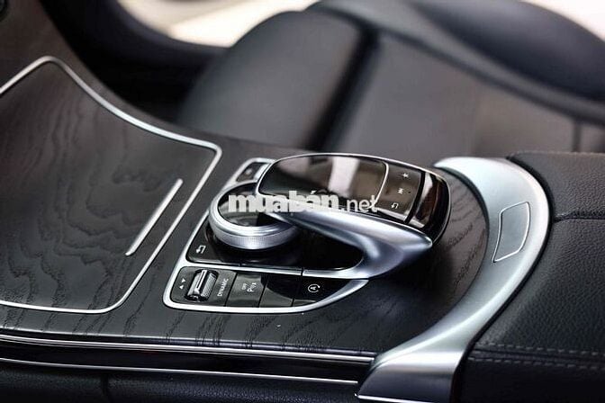 Mercedes Benz C Class 2018 C200 - 65000 km