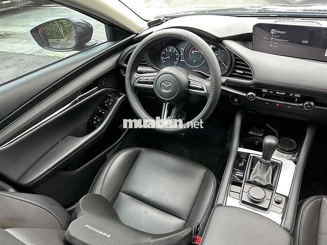 Mazda 3 Luxury Sx 9/2024 Odo 10.000 km Siêu Lướt
