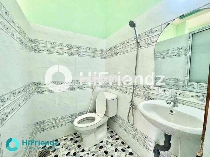 TRỐNG LẠI PHÒNG BAN CÔNG FULL NỘI THẤT NGAY AEON BÌNH TÂN - TÊN LỬA