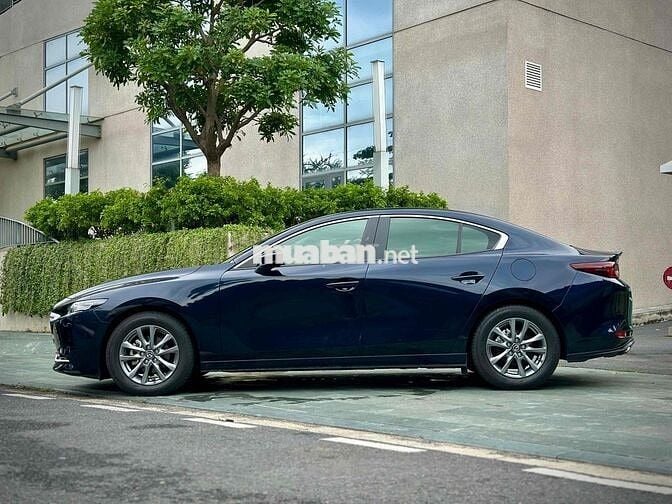 Mazda 3 Luxury Sx 9/2024 Odo 10.000 km Siêu Lướt