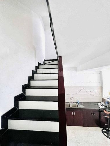 NGƯỜI QUEN NHỜ BÁN NHÀ NGAY BÙI ĐÌNH TUÝ, BÌNH THẠNH GIÁ 4TỶ299 HXH 