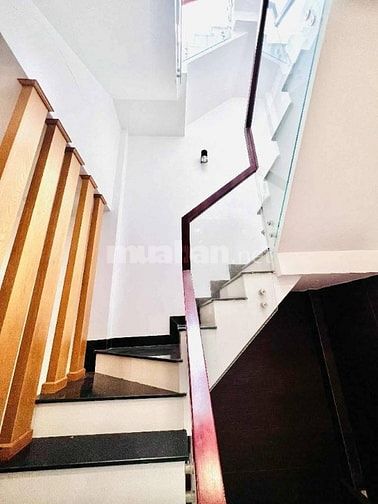 NGƯỜI QUEN NHỜ BÁN NHÀ NGAY BÙI ĐÌNH TUÝ, BÌNH THẠNH GIÁ 4TỶ299 HXH 