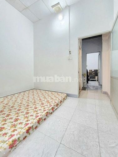 nhà bán chính chủ 1 lầu có sổ hồng gần Phú Mỹ Hưng quận 7