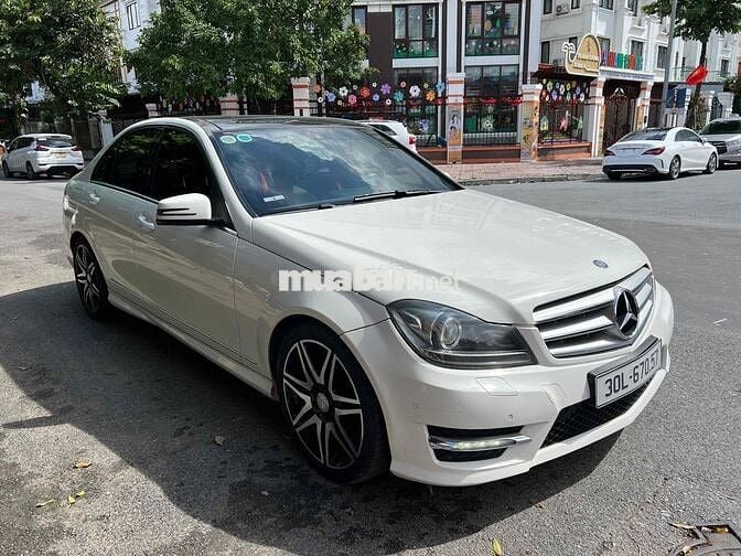 Mercedes Benz C Class 2014 - 120000 km