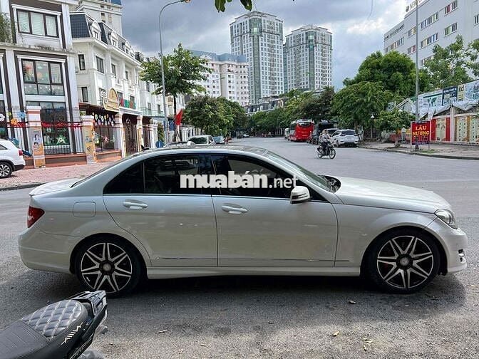 Mercedes Benz C Class 2014 - 120000 km
