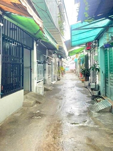 nhà bán chính chủ 1 lầu có sổ hồng gần Phú Mỹ Hưng quận 7