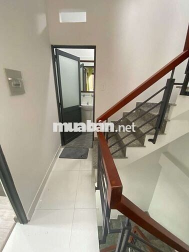 BÁN NHÀ NGUYỄN VĂN QUÁ QUẬN 12, HẺM XE HƠI, 3 TẦNG, DT 39 M² (4.5 × 9)