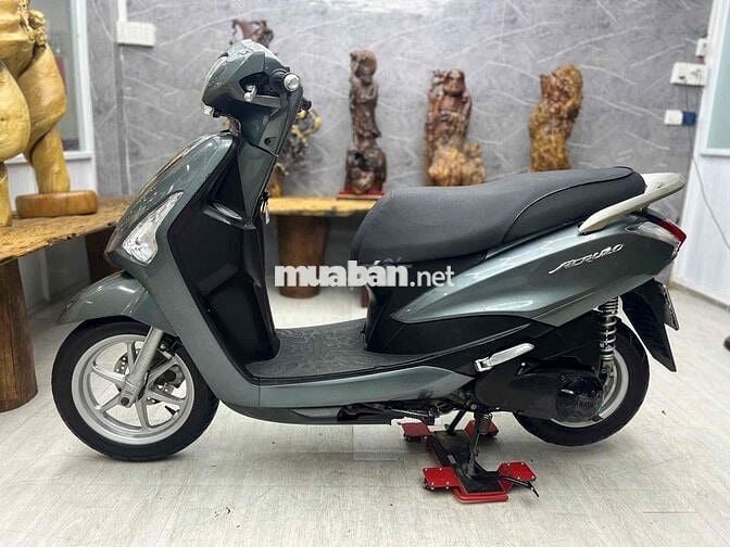 👉Acruzo biển SG chính chủ xe đẹp, máy êm ru