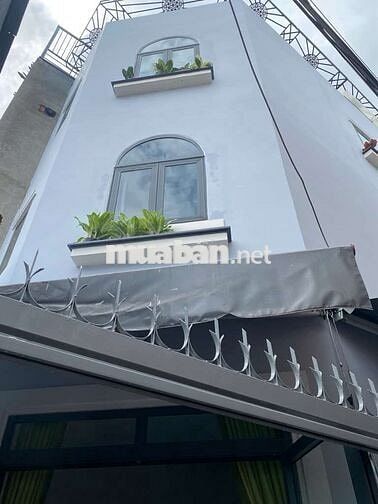 BÁN NHÀ NGUYỄN VĂN QUÁ QUẬN 12, HẺM XE HƠI, 3 TẦNG, DT 39 M² (4.5 × 9)