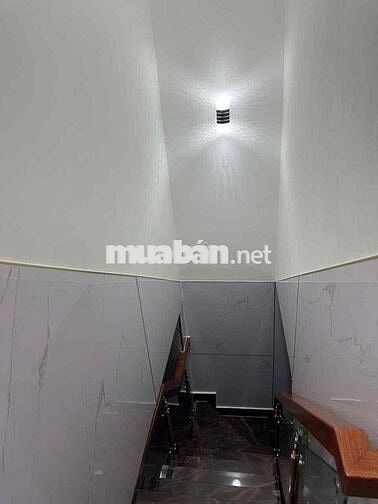 NHÀ ĐẸP MỚI XÂY ,SANG TRỌNG ,CHÍNH CHỦ ĐĂNG BÁN
