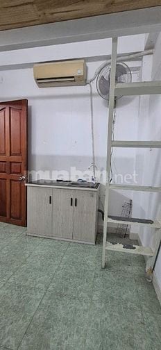 Cho thuê 3 phòng trọ, mới đẹp, giờ giấc tự do. Giá từ 3tr -> 3tr200