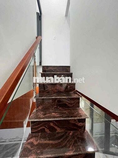 NHÀ ĐẸP MỚI XÂY ,SANG TRỌNG ,CHÍNH CHỦ ĐĂNG BÁN