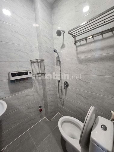 Cho thuê 3 phòng trọ, mới đẹp, giờ giấc tự do. Giá từ 3tr -> 3tr200