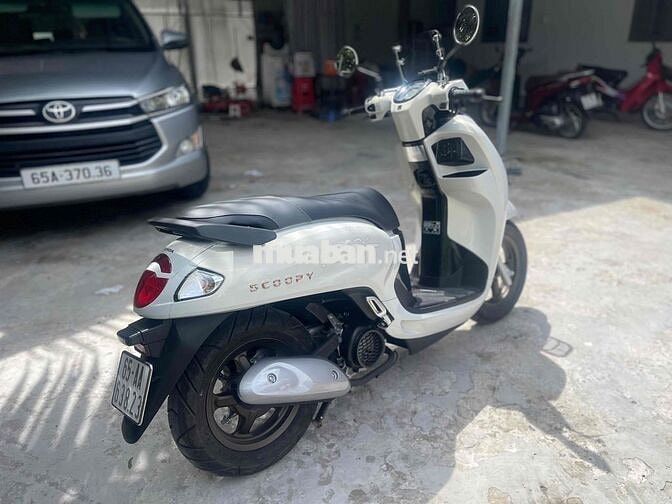 scoopy chạy 500km