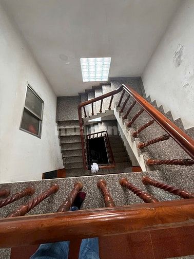 MT chợ vải Phú Thọ Hoà. kinh doanh đông đúc. sinh lợi cao