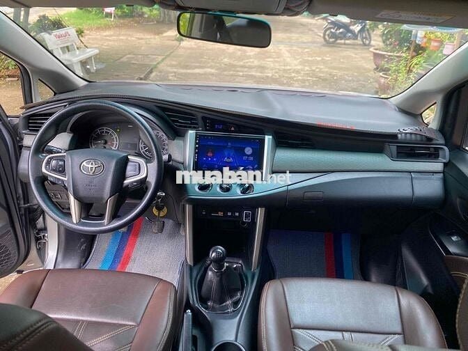 Toyota Innova 2017 2.0E - 78000 km