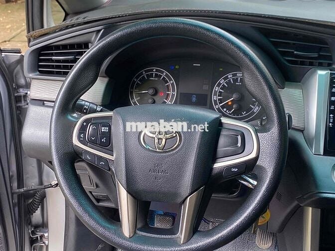 Toyota Innova 2017 2.0E - 78000 km