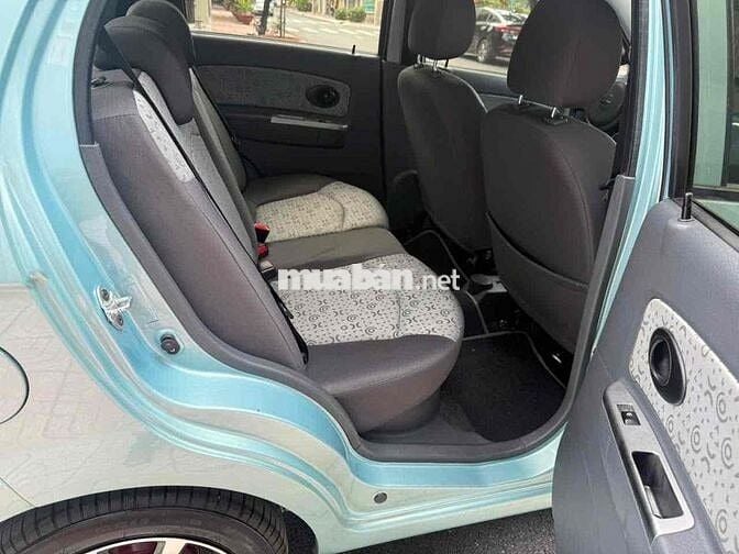 Chevrolet Spark Lite số sàn 5 chỗ 2012
