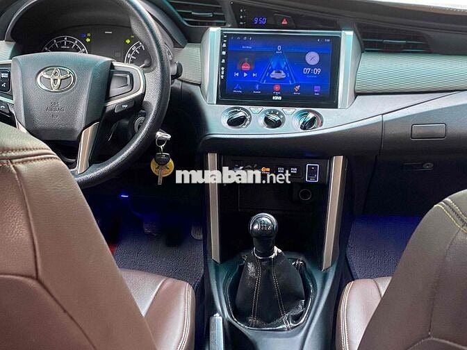 Toyota Innova 2017 2.0E - 78000 km