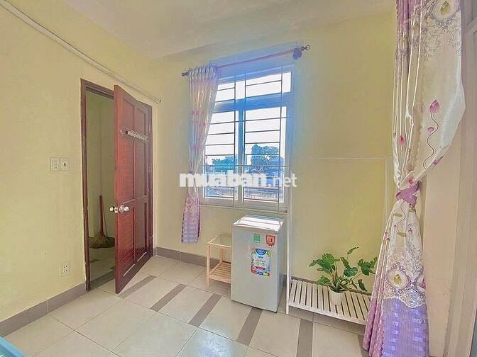 cho thuê nhà đẹp 6PN Thích Quảng Đức 4x12m 4 tầng giá 21 triệu