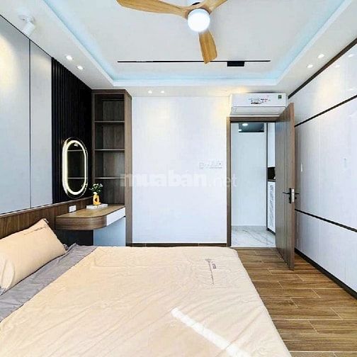 Gần Emart Phan Huy Ích, HXH, 5 tầng, nhà đẹp ở ngay, hơn 8 tỷ