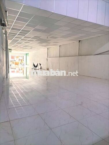 XƯỞNG 200m2 - GÁC LỬNG - NỀN GẠCH - NỞ HẬU