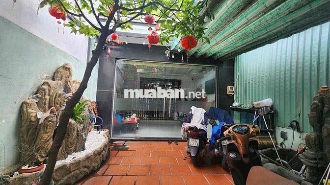 GIẢM SÂU 1 TỶ NHÀ 3 TẦNG NGUYỄN VĂN QUÁ ĐƯỜNG XE TẢI CHỦ GẤP BÁN