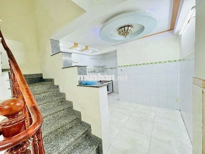 Nhà Gò Vấp, 4 Tầng 4 PN, hẻm 5m, giáp Tân Bình