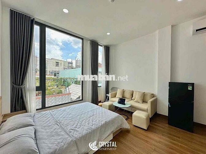 CHDV full nội thất studio ban công, cửa sổ cực thoáng ngay Etown TB