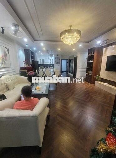 Căn hộ chung cư Hồ Gươm Plaza, full nội thất tân cổ điển, 130m2