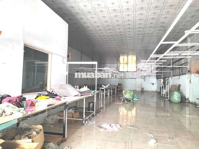 XƯỞNG 350m2 NỀN GẠCH - CÓ VĂN PHÒNG - BÀ ĐIỂM HÓC MÔN