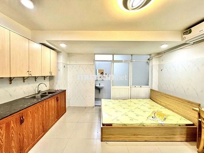 PHÒNG FULL NỘI THẤT NGAY AEON TÂN PHÚ ĐI ĐẠI HỌC CÔNG THƯƠNG, VĂN HIẾN