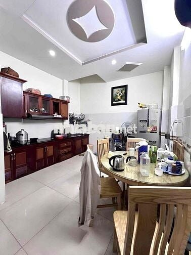 💦Đường 5m - Nhà Đúc 2 Tầng - DT: 4x12 (48m2) - Cạnh Ngã Tư Bốn Xã - ch