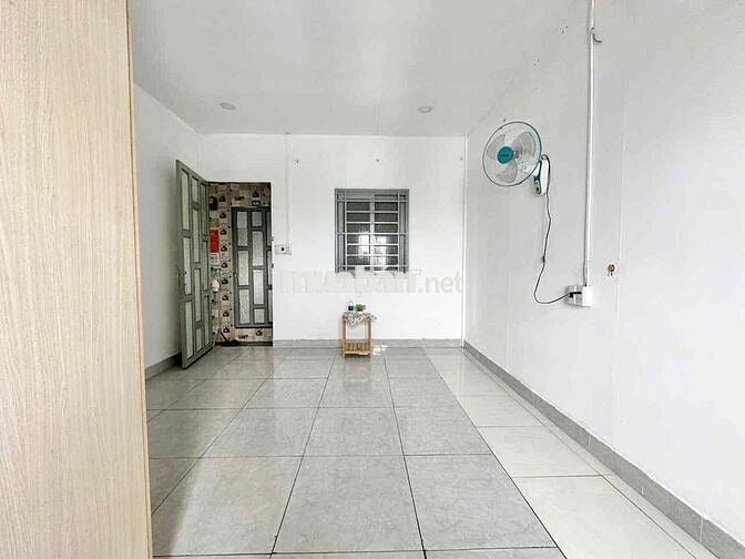 Studio kèm cửa sổ siêu thoáng ngay Phạm Văn Đồng, Kha Vạn Cân, Thủ Đức
