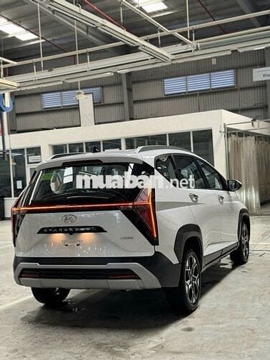 Hyundai Stargazer 2025 X 1.5 AT