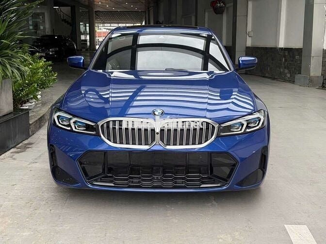 Chính chủ cần bán 2024 330i M Sport - 6000 km