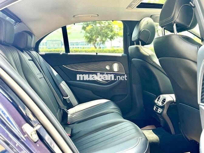 Mercedes Benz E Class 2018 E200 - 77000 km